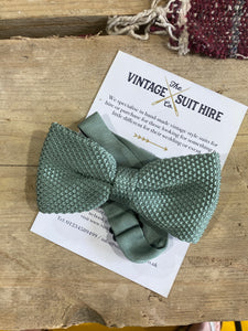 Sage Knitted Bow Tie