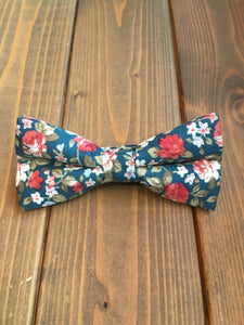 Forest Green Floral Bow Tie